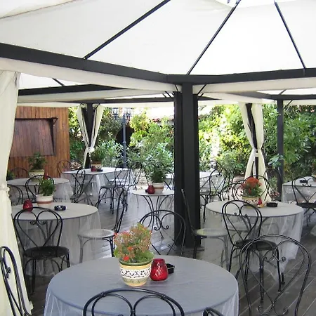 Principato Di Ariis 3 Stelle Only Otel